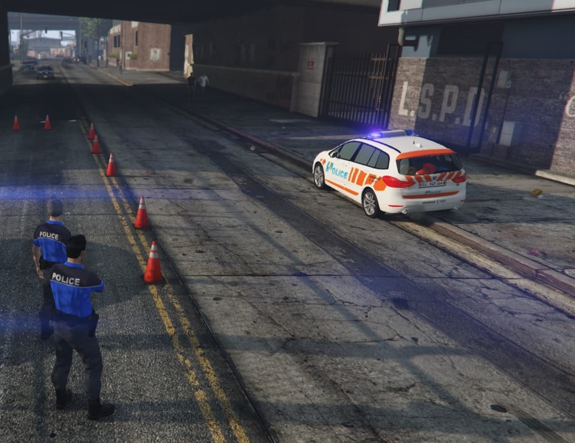 BMW Serie 2 - Police Genève